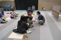 ちっちゃな科学のおはなし会2.JPG