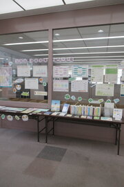 自殺対策強化月間展示①